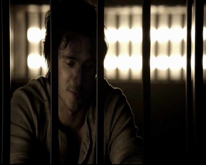 VampireDiariesWorld-dot-org_5x09TheCell1088.jpg