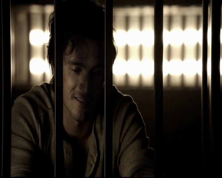 VampireDiariesWorld-dot-org_5x09TheCell1089.jpg