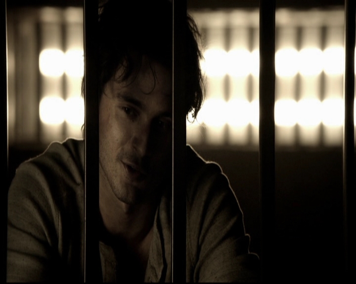 VampireDiariesWorld-dot-org_5x09TheCell1101.jpg