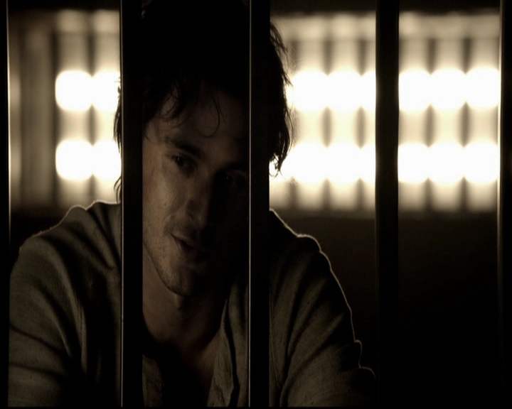 VampireDiariesWorld-dot-org_5x09TheCell1102.jpg