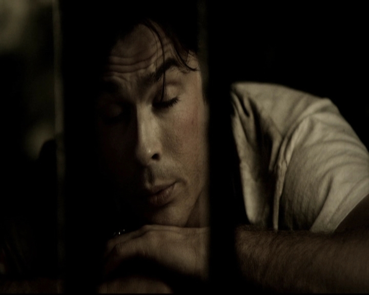 VampireDiariesWorld-dot-org_5x09TheCell1150.jpg