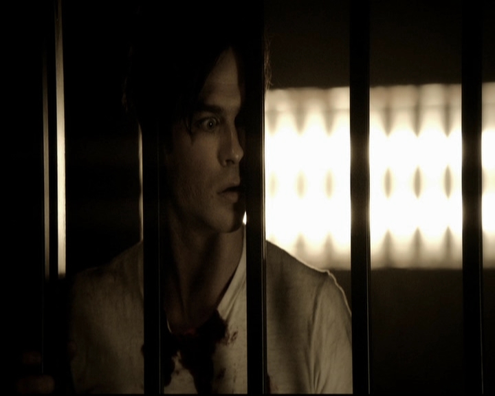 VampireDiariesWorld-dot-org_5x09TheCell1196.jpg