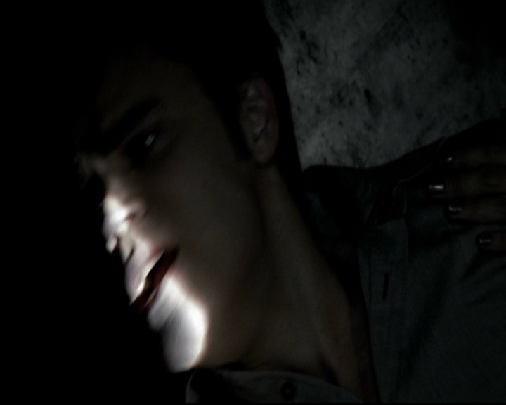 VampireDiariesWorld-dot-org_5x09TheCell1551.jpg