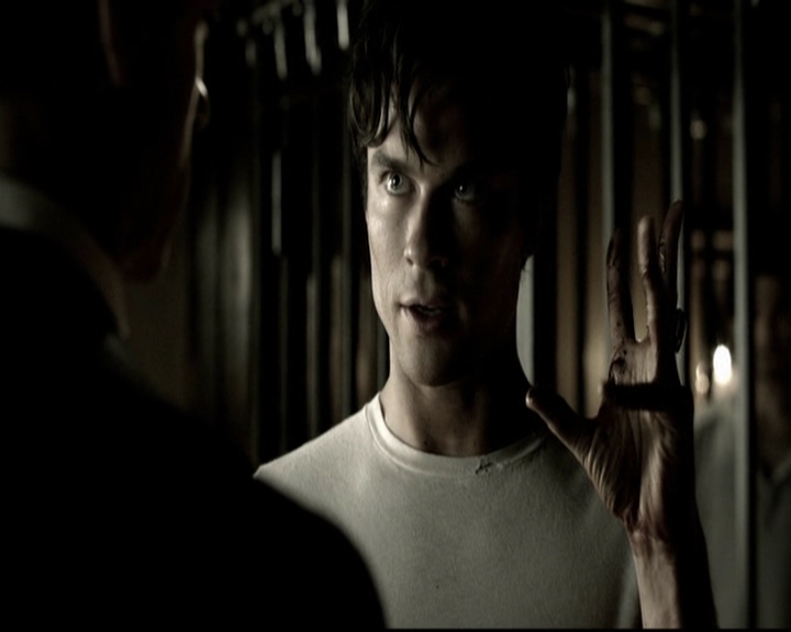 VampireDiariesWorld-dot-org_5x09TheCell1653.jpg