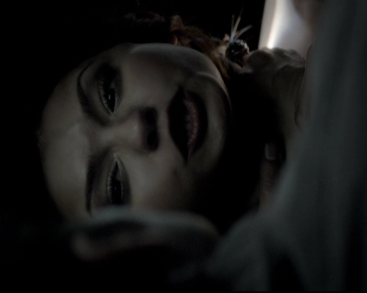 VampireDiariesWorld-dot-org_5x09TheCell1849.jpg