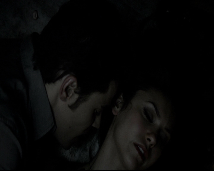 VampireDiariesWorld-dot-org_5x09TheCell1858.jpg