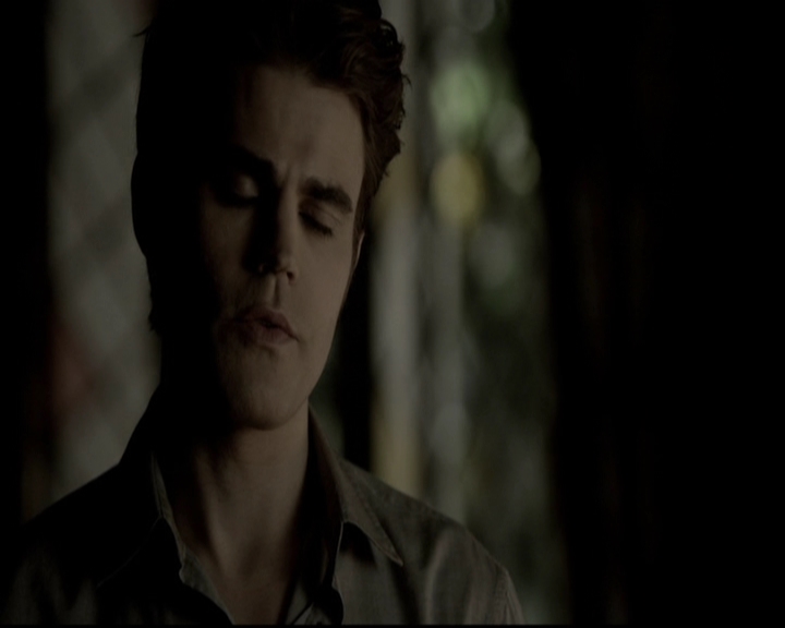 VampireDiariesWorld-dot-org_5x09TheCell2110.jpg