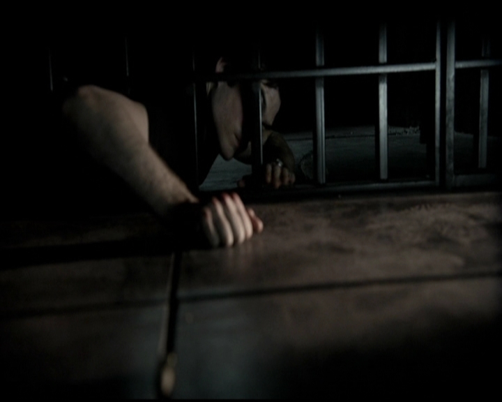 VampireDiariesWorld-dot-org_5x10FiftyShadesOfGrayson0088.jpg