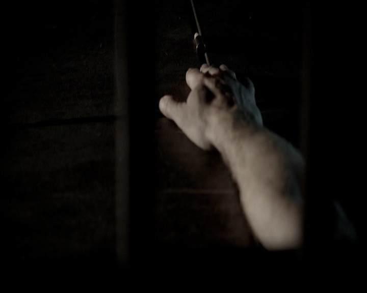 VampireDiariesWorld-dot-org_5x10FiftyShadesOfGrayson0092.jpg