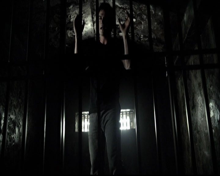 VampireDiariesWorld-dot-org_5x10FiftyShadesOfGrayson0112.jpg