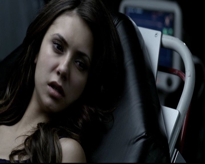 VampireDiariesWorld-dot-org_5x10FiftyShadesOfGrayson0846.jpg