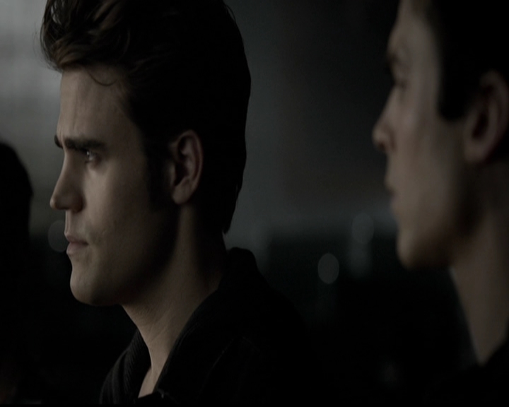 VampireDiariesWorld-dot-org_5x10FiftyShadesOfGrayson0891.jpg