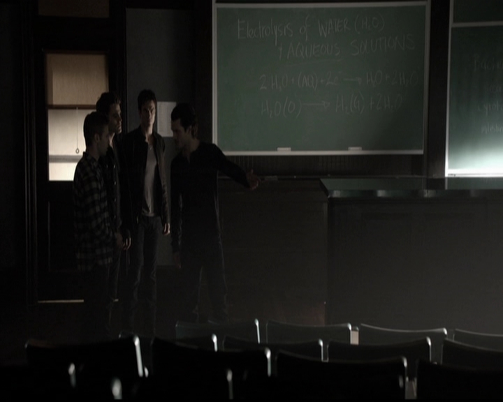 VampireDiariesWorld-dot-org_5x10FiftyShadesOfGrayson0910.jpg