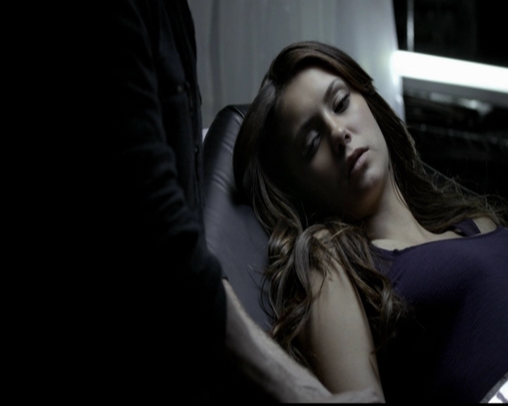 VampireDiariesWorld-dot-org_5x10FiftyShadesOfGrayson0922.jpg