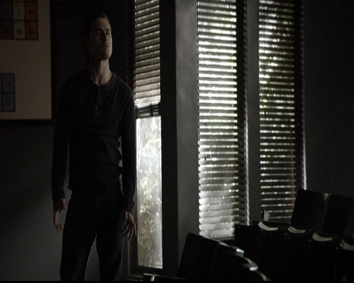 VampireDiariesWorld-dot-org_5x10FiftyShadesOfGrayson1029.jpg