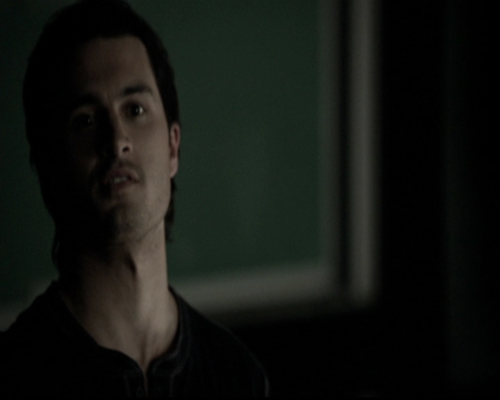 VampireDiariesWorld-dot-org_5x10FiftyShadesOfGrayson1083.jpg