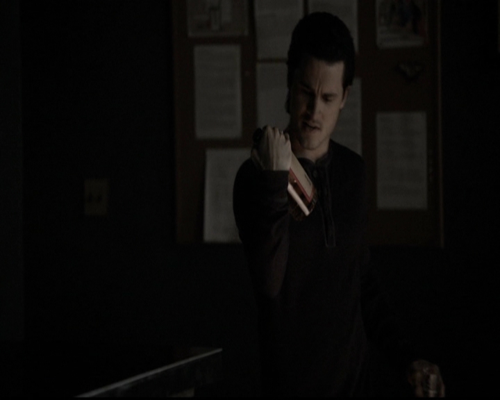 VampireDiariesWorld-dot-org_5x10FiftyShadesOfGrayson1144.jpg