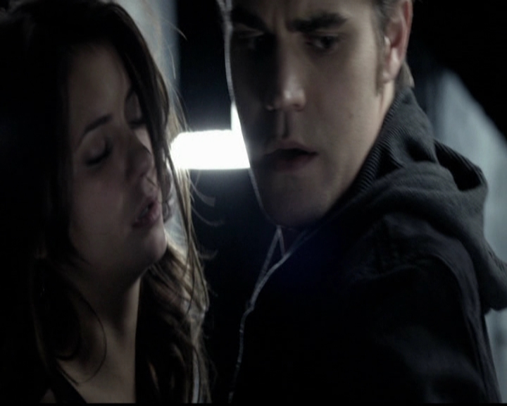 VampireDiariesWorld-dot-org_5x10FiftyShadesOfGrayson1647.jpg