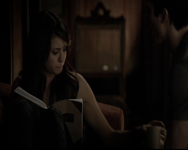 VampireDiariesWorld-dot-org_5x10FiftyShadesOfGrayson1917.jpg