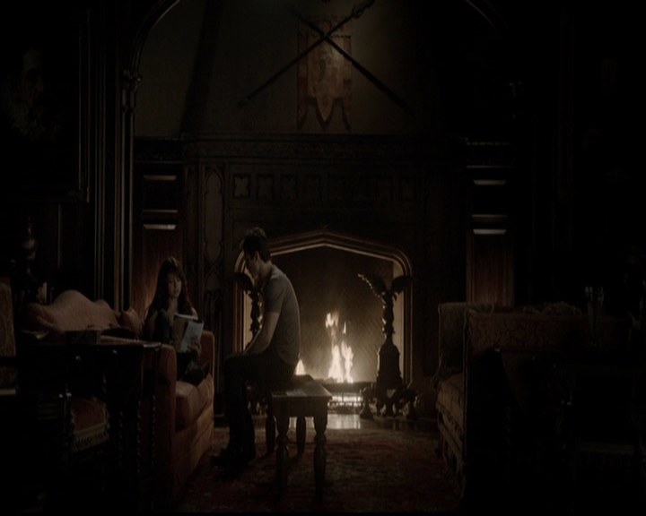 VampireDiariesWorld-dot-org_5x10FiftyShadesOfGrayson1924.jpg