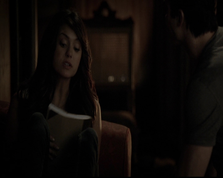 VampireDiariesWorld-dot-org_5x10FiftyShadesOfGrayson1941.jpg