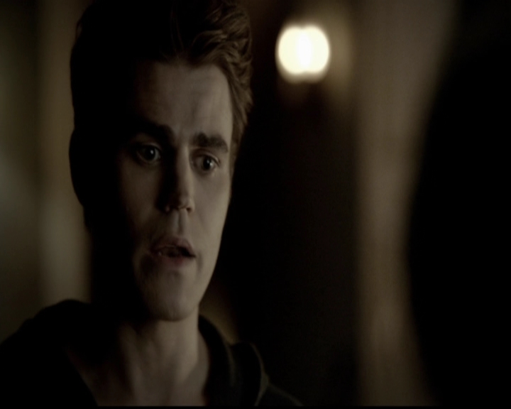 VampireDiariesWorld-dot-org_5x10FiftyShadesOfGrayson2119.jpg