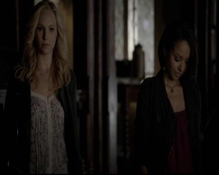 VampireDiariesWorld-dot-org_5x11-500YearsOfSolitude0339.jpg