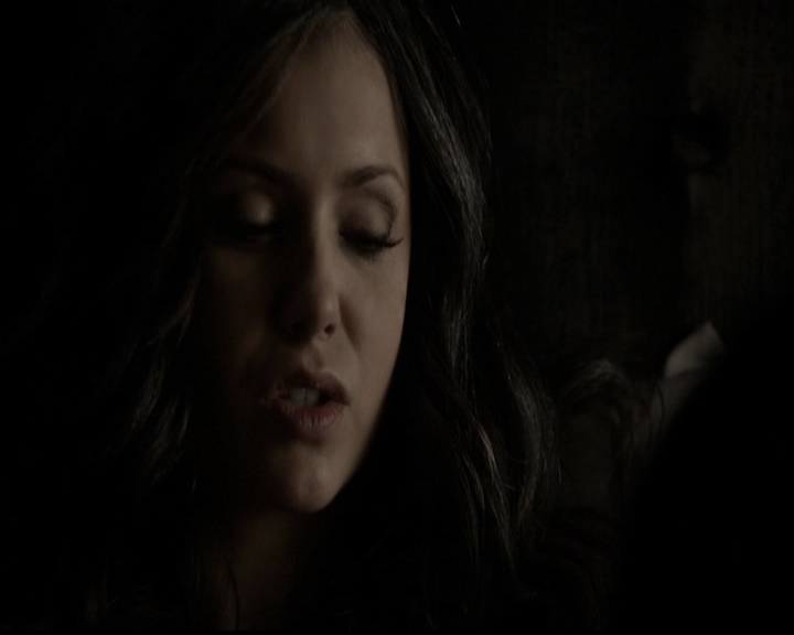 VampireDiariesWorld-dot-org_5x11-500YearsOfSolitude0402.jpg