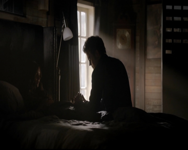 VampireDiariesWorld-dot-org_5x11-500YearsOfSolitude0433.jpg