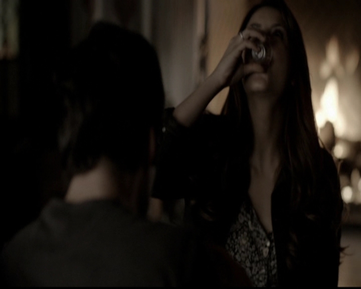 VampireDiariesWorld-dot-org_5x11-500YearsOfSolitude0503.jpg