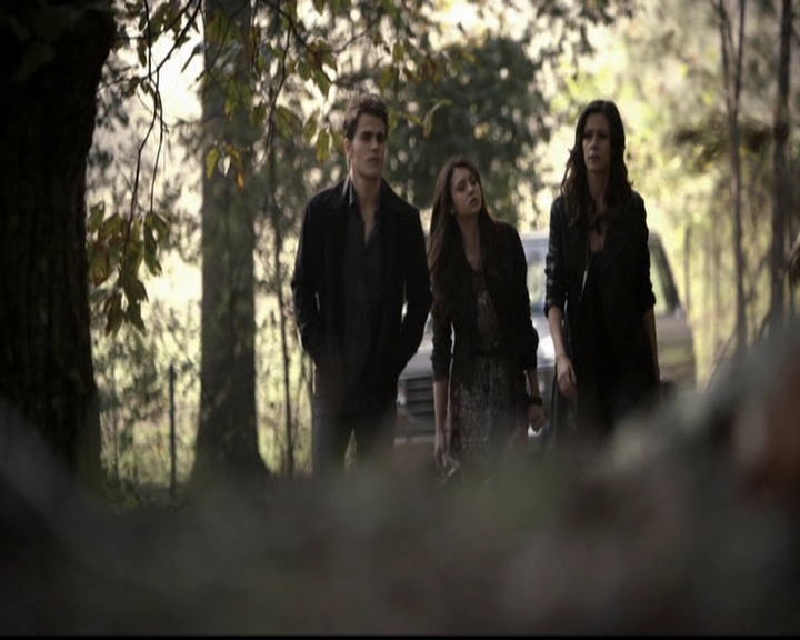 VampireDiariesWorld-dot-org_5x11-500YearsOfSolitude0607.jpg