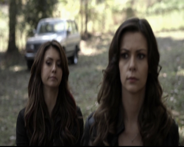 VampireDiariesWorld-dot-org_5x11-500YearsOfSolitude0610.jpg