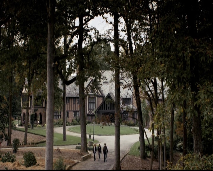 VampireDiariesWorld-dot-org_5x11-500YearsOfSolitude0648.jpg