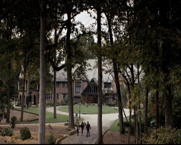 VampireDiariesWorld-dot-org_5x11-500YearsOfSolitude0649.jpg