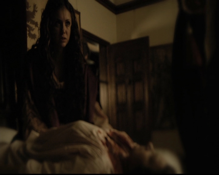 VampireDiariesWorld-dot-org_5x11-500YearsOfSolitude0753.jpg