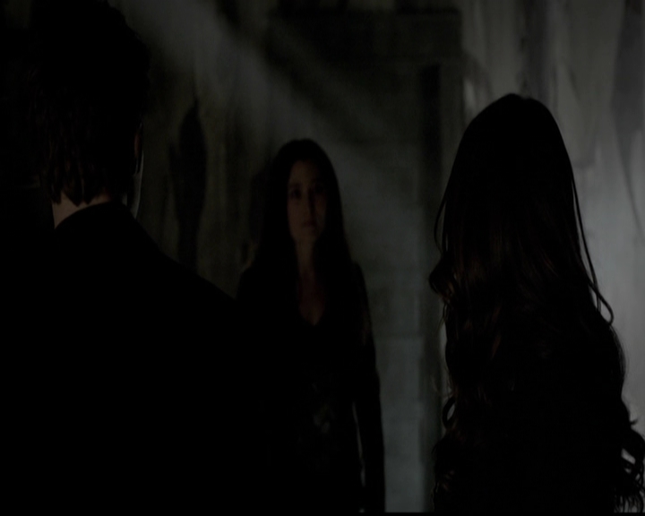 VampireDiariesWorld-dot-org_5x11-500YearsOfSolitude0848.jpg