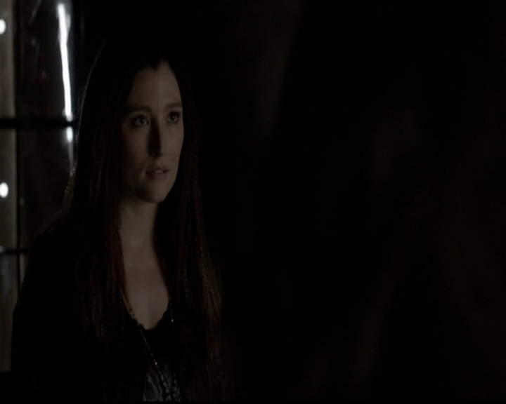 VampireDiariesWorld-dot-org_5x11-500YearsOfSolitude0858.jpg