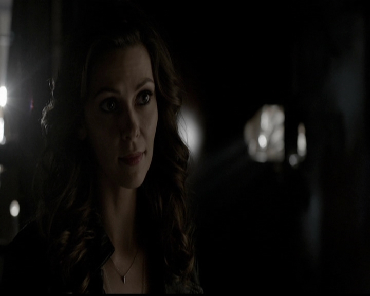 VampireDiariesWorld-dot-org_5x11-500YearsOfSolitude0864.jpg