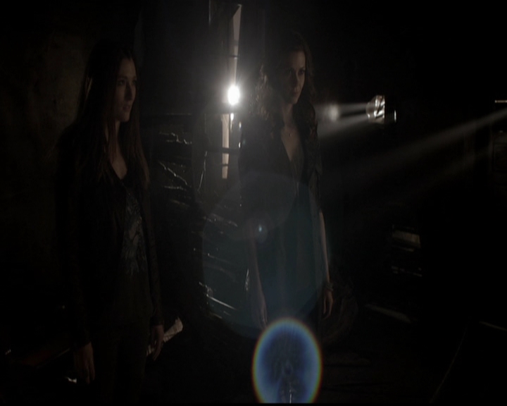 VampireDiariesWorld-dot-org_5x11-500YearsOfSolitude0865.jpg