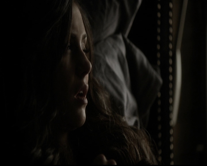 VampireDiariesWorld-dot-org_5x11-500YearsOfSolitude1090.jpg