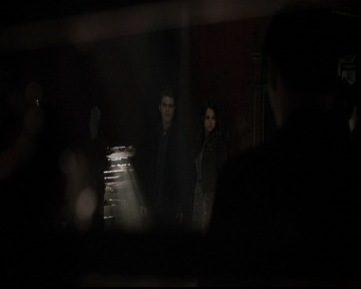 VampireDiariesWorld-dot-org_5x11-500YearsOfSolitude1116.jpg