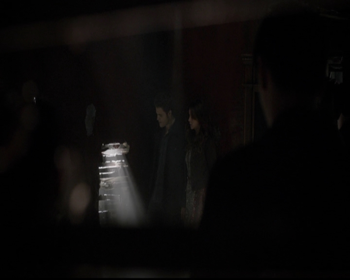 VampireDiariesWorld-dot-org_5x11-500YearsOfSolitude1117.jpg