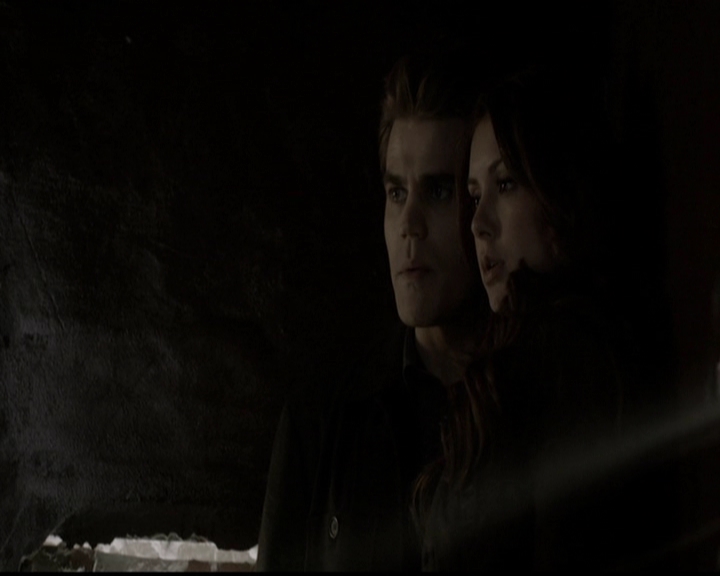 VampireDiariesWorld-dot-org_5x11-500YearsOfSolitude1125.jpg