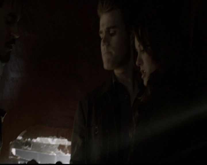 VampireDiariesWorld-dot-org_5x11-500YearsOfSolitude1168.jpg