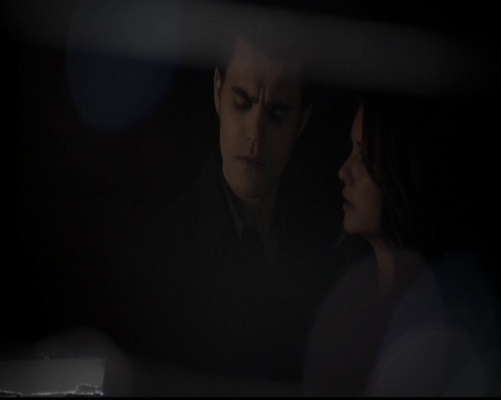 VampireDiariesWorld-dot-org_5x11-500YearsOfSolitude1181.jpg