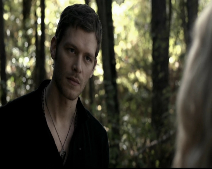 VampireDiariesWorld-dot-org_5x11-500YearsOfSolitude1206.jpg