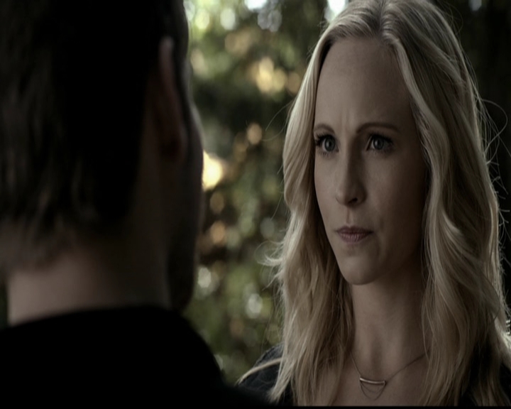 VampireDiariesWorld-dot-org_5x11-500YearsOfSolitude1225.jpg