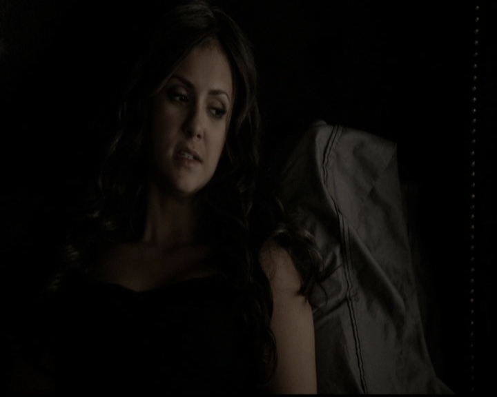 VampireDiariesWorld-dot-org_5x11-500YearsOfSolitude1256.jpg