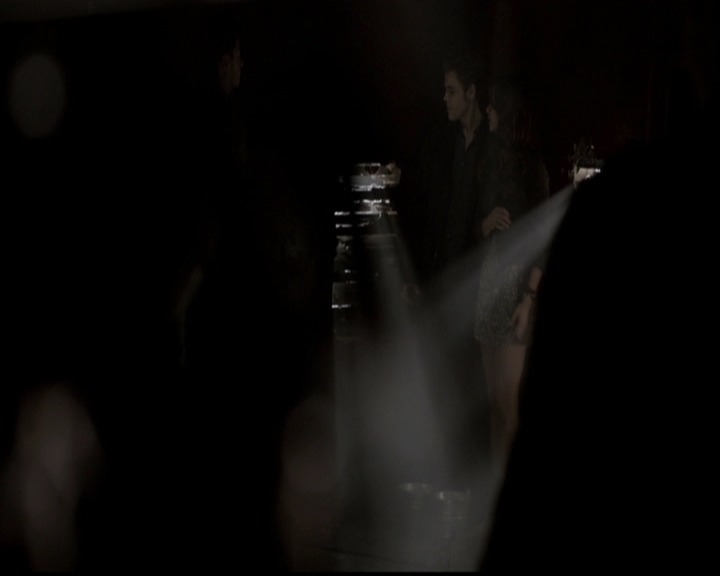 VampireDiariesWorld-dot-org_5x11-500YearsOfSolitude1386.jpg