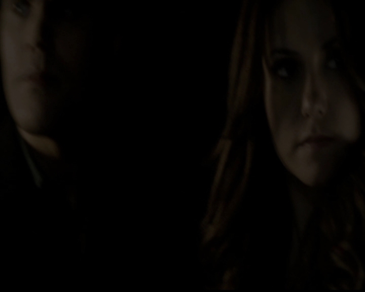 VampireDiariesWorld-dot-org_5x11-500YearsOfSolitude1388.jpg